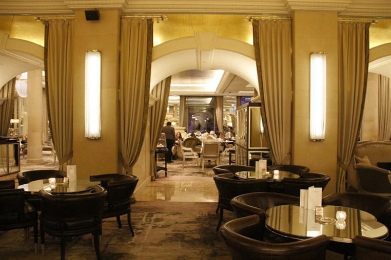 Festive Celebration at Cascade Lounge